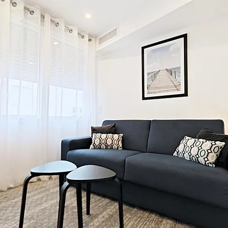 Viva Riviera Brand New Floor Close Croisette